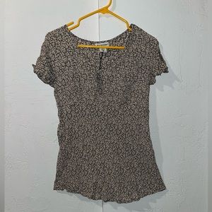 Motherhood Floral Flutter Sleeve Top